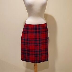 Talabots Plaid skirt in a size 12